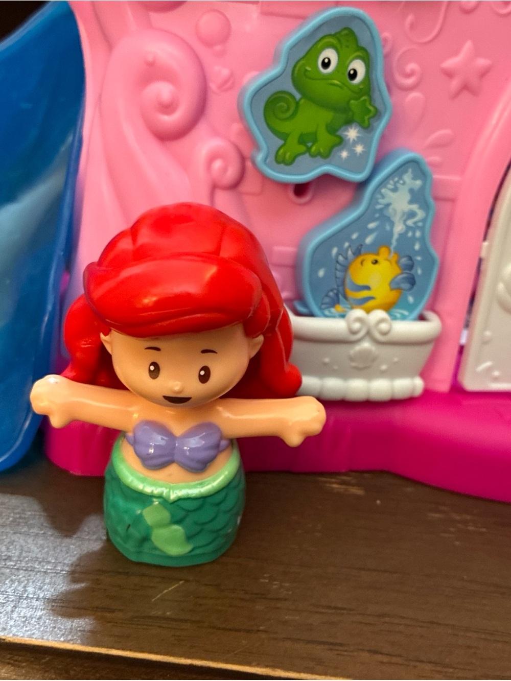 Little People Disney Princess Castle Ariel Cinderella Jasmine Play & Go Set - Picture 3 of 12
